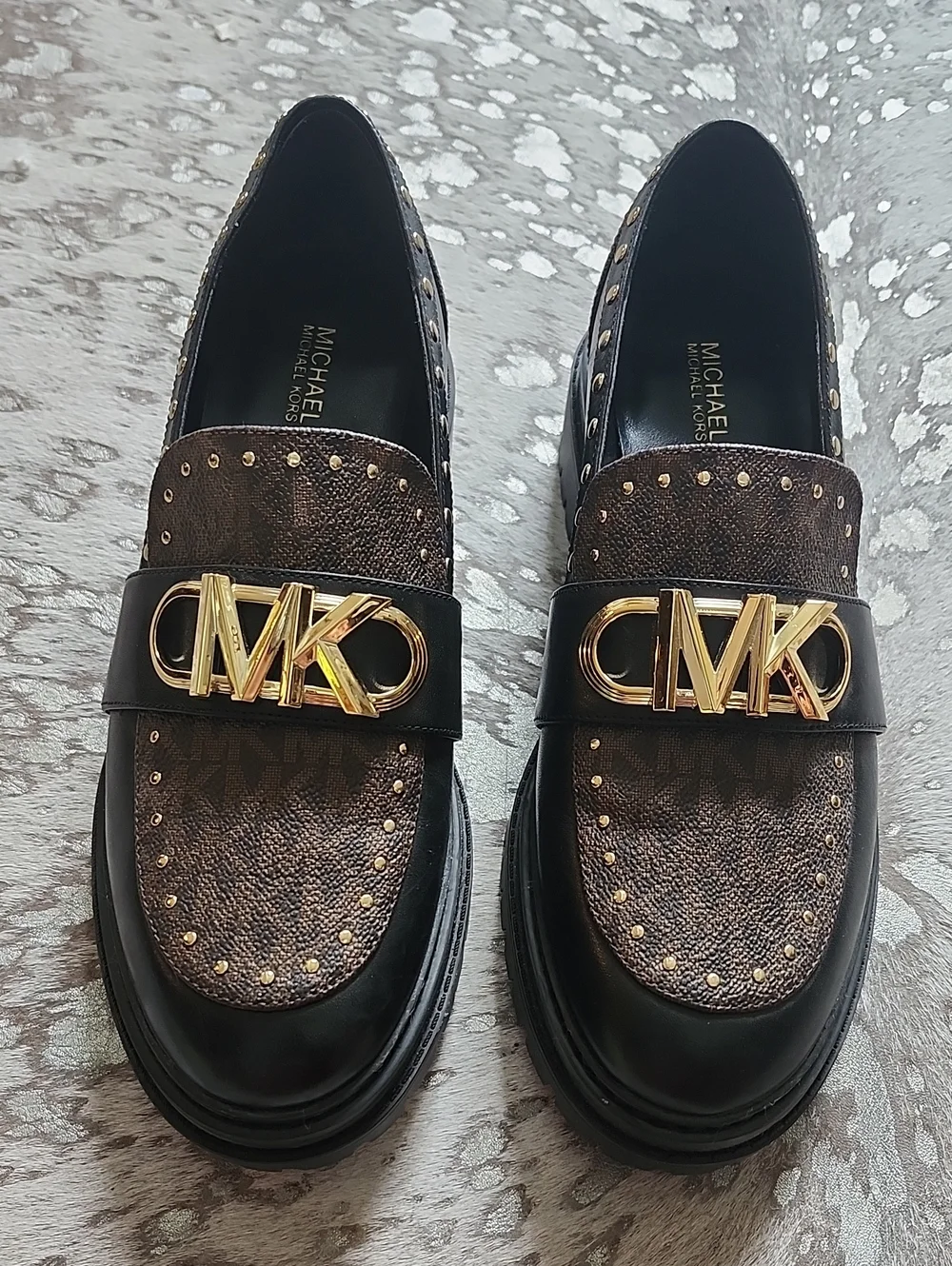 Michael Kors Parker Studded Leather Logo Loafer Sz7